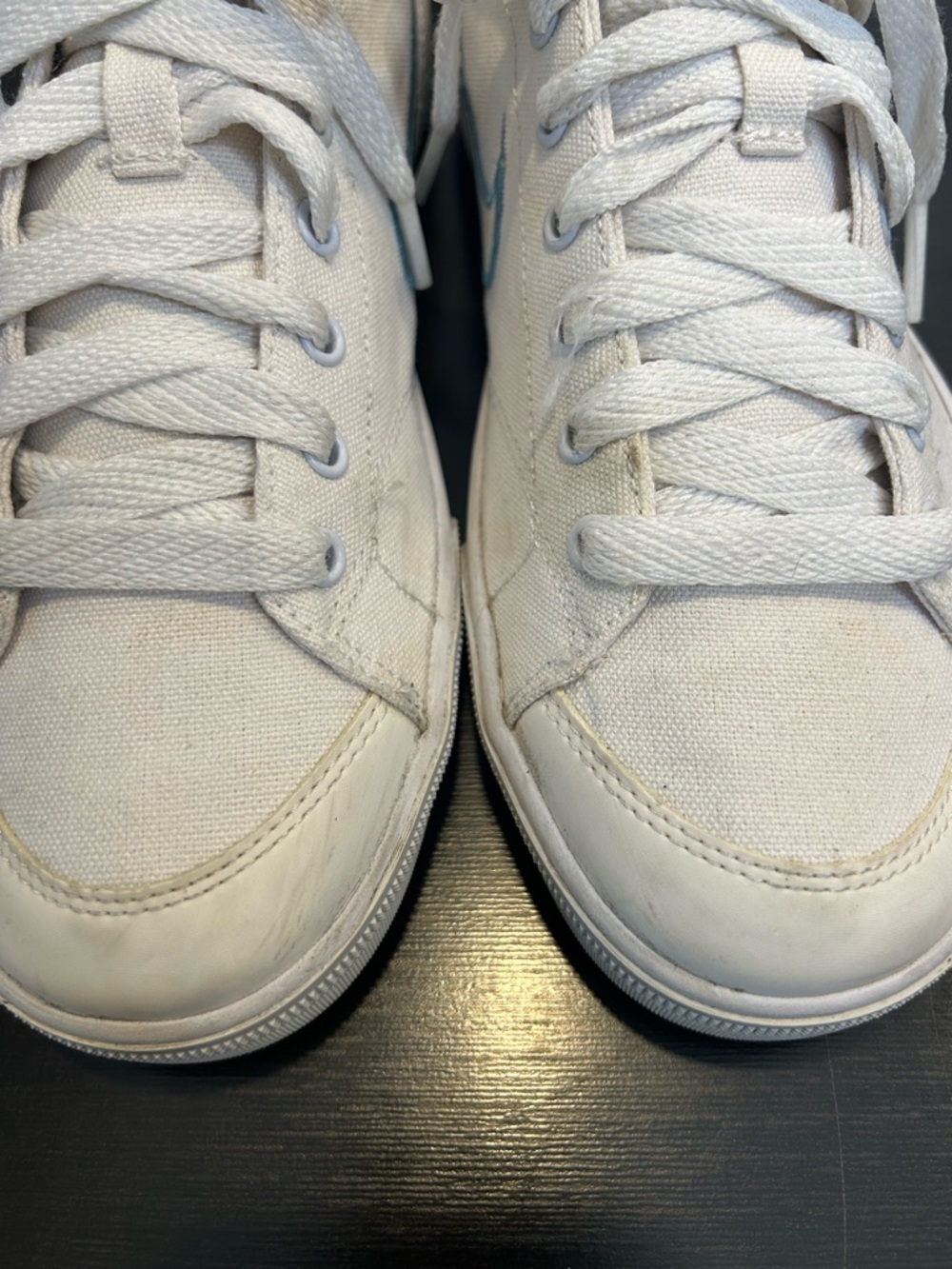 Nike Women’s Capri Canvas Low Top Sneakers White 315774-100 - Picture 4 of 9